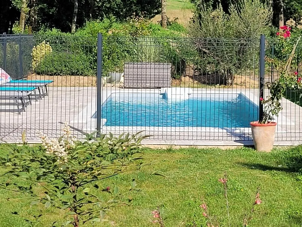 Maison Neuve Bord De Dordogne Lanzac França